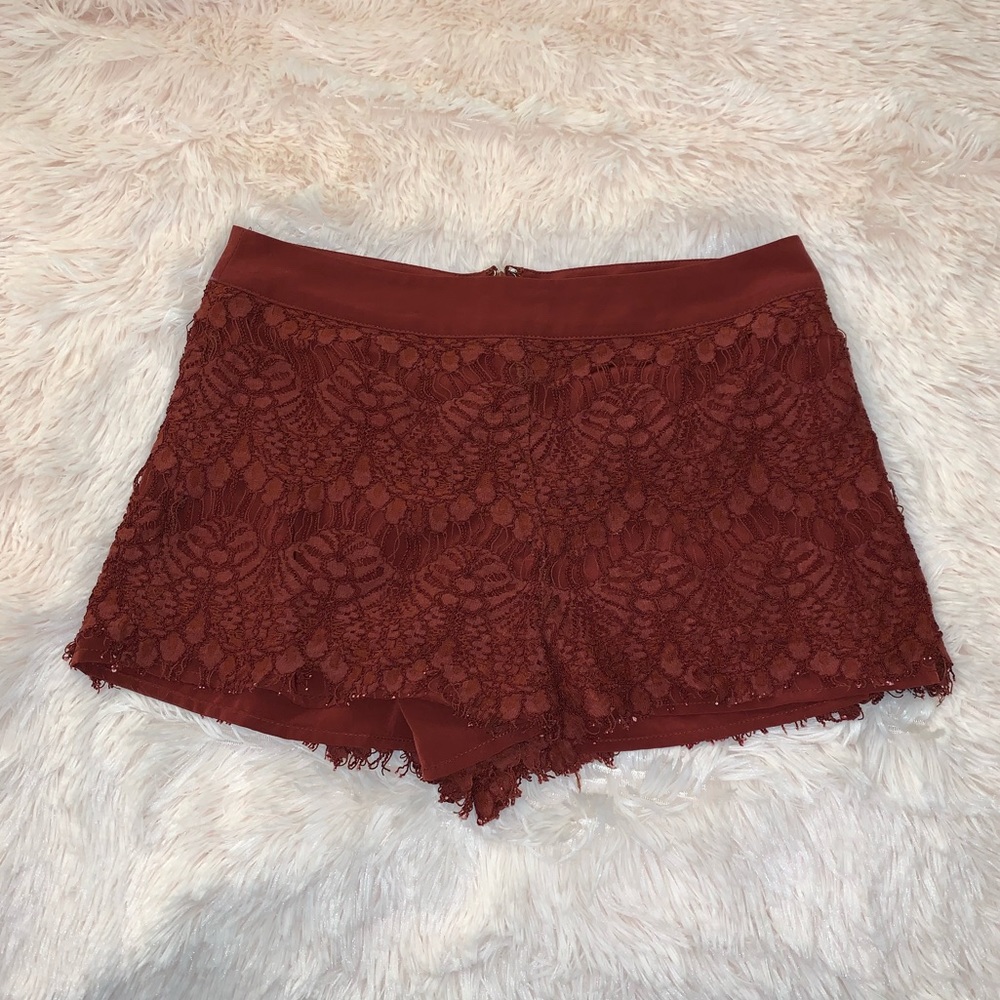 laced shorts highwaisted